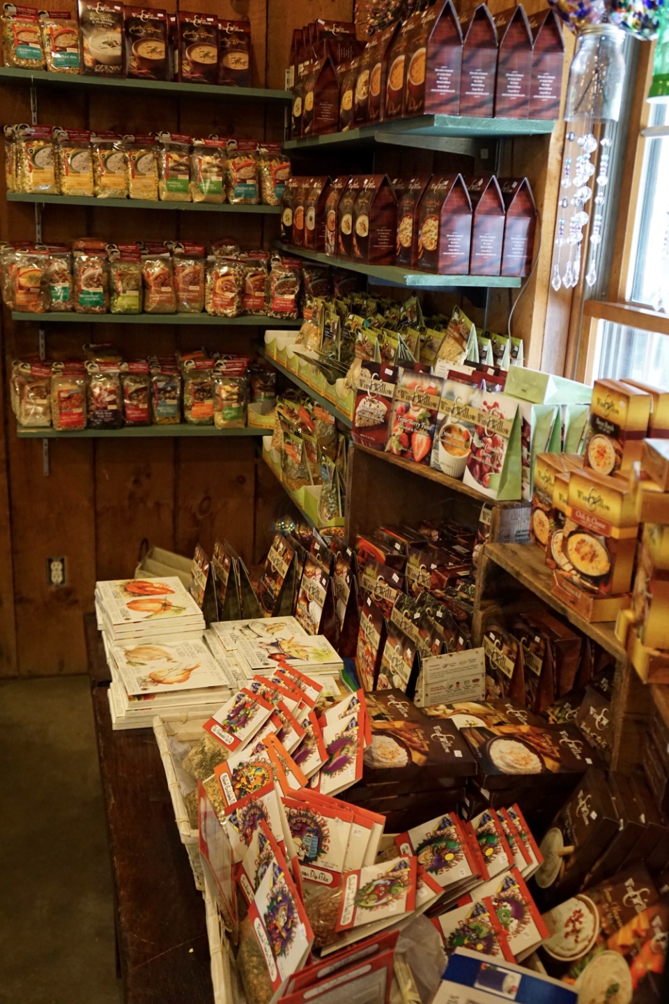 Country Wagon Produce gift shop